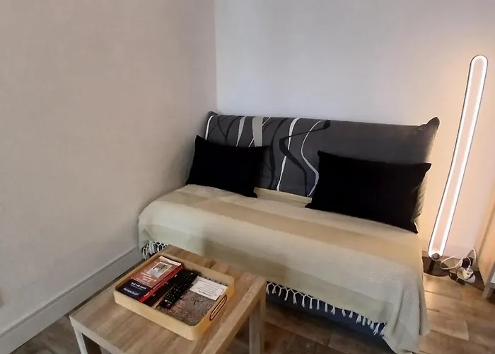 Apartament T2 Avec Loggia Belle Vue Et Parking *